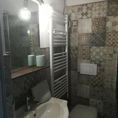 Vicolo Del Poggetto شقة